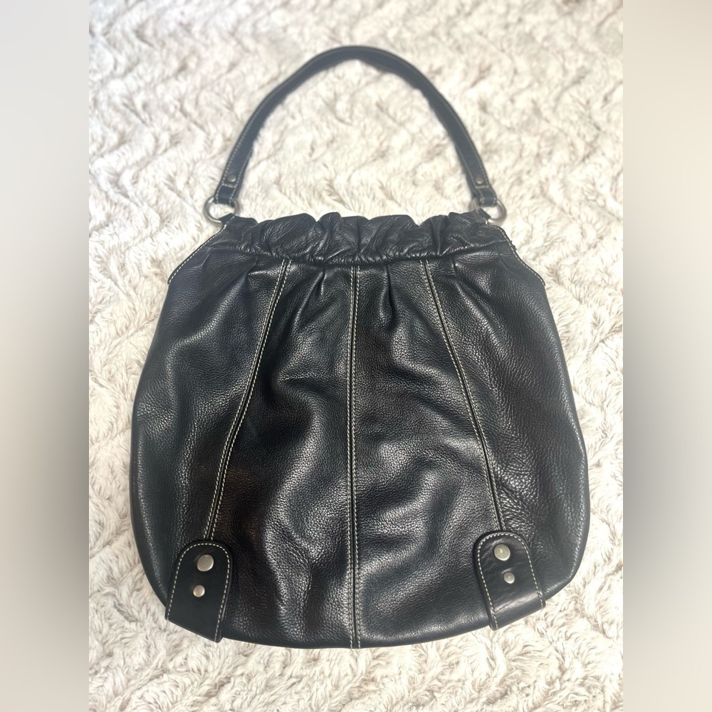 FOSSIL LARGE BLACK LEATHER TOTE
SHOULDER BAG